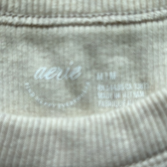 Aerie soft tank.  Size medium - Picture 2 of 2